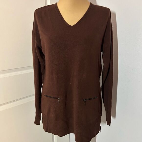 Knit by Hampshirite Studio Brown Long Sleeve Sweater - Picture 1 of 5